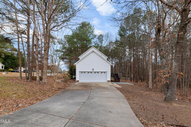 101 Rockrose Avenue, Clayton, NC 27527