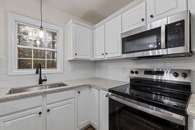 101 Rockrose Avenue, Clayton, NC 27527