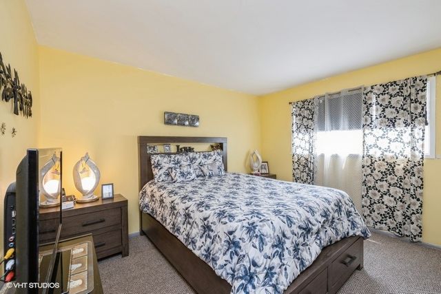 314 Lathrop Avenue 303, Forest Park, IL 60130