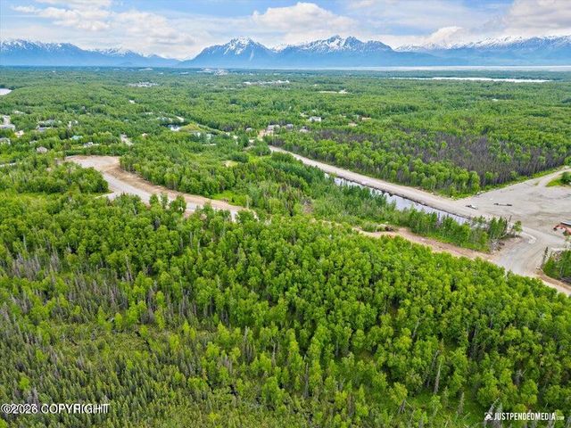 2473 W Longview Circle, Wasilla, AK 99654