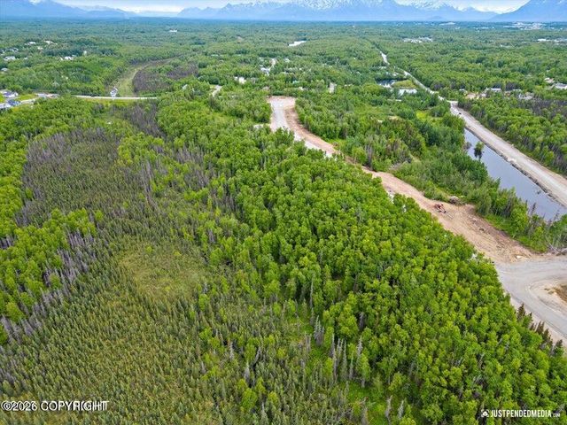 2473 W Longview Circle, Wasilla, AK 99654