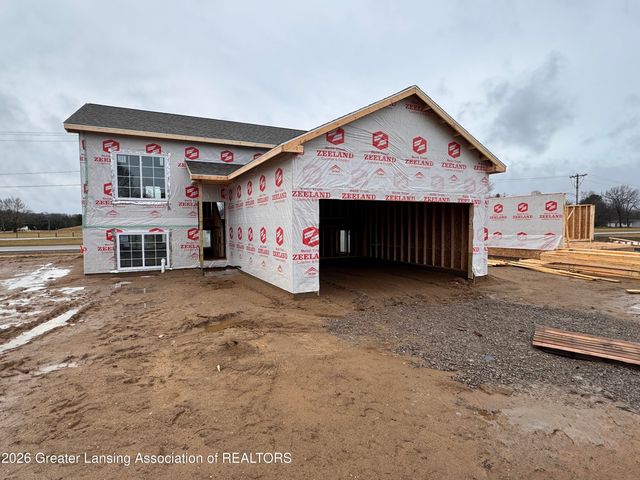 764 St Andrews Drive, Eaton Rapids, MI 48827