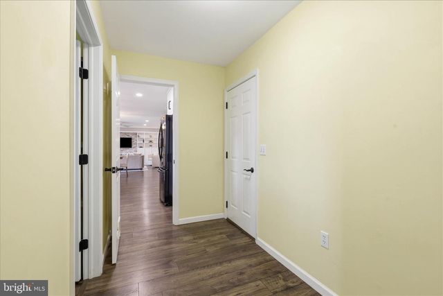 96 N HERSHEY AVE, Leola, PA 17540