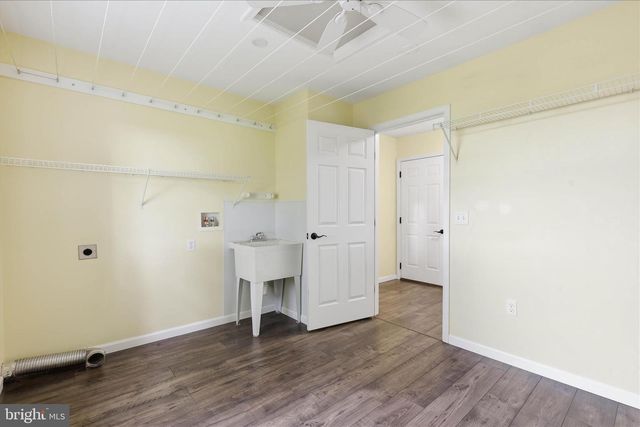 96 N HERSHEY AVE, Leola, PA 17540