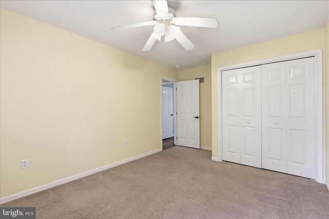 96 N HERSHEY AVE, Leola, PA 17540
