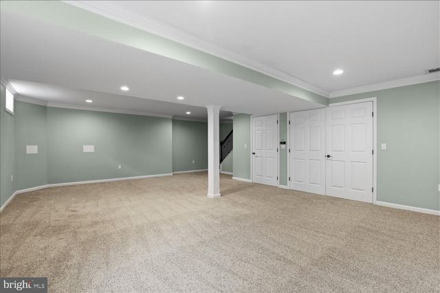 96 N HERSHEY AVE, Leola, PA 17540