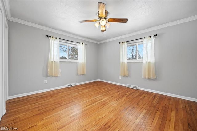 4960 W Park Drive, North Olmsted, OH 44070