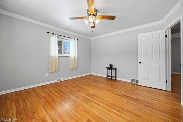 4960 W Park Drive, North Olmsted, OH 44070