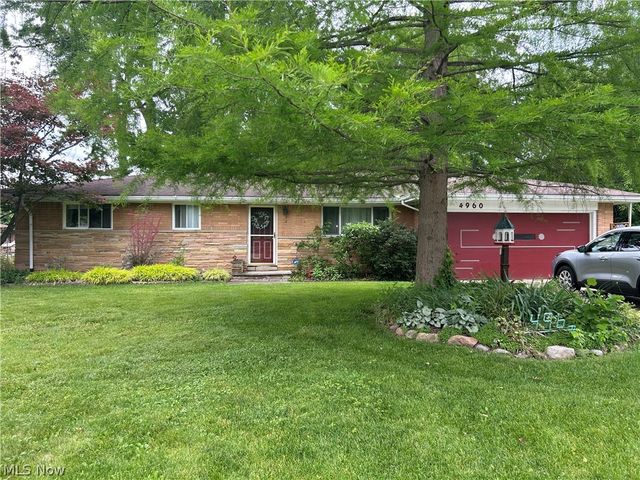 4960 W Park Drive, North Olmsted, OH 44070