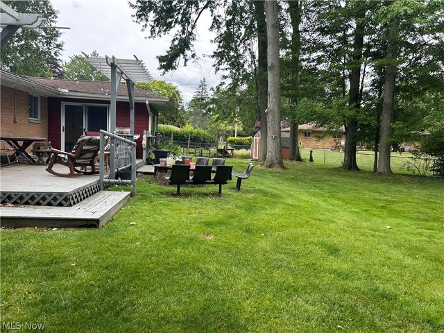 4960 W Park Drive, North Olmsted, OH 44070