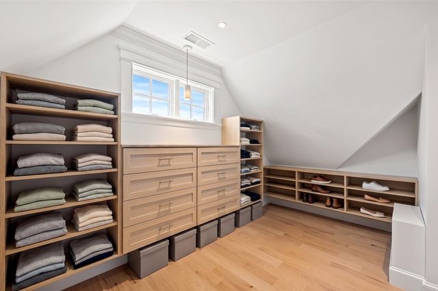 45 Whitehall Cir, Beverly, MA 01915