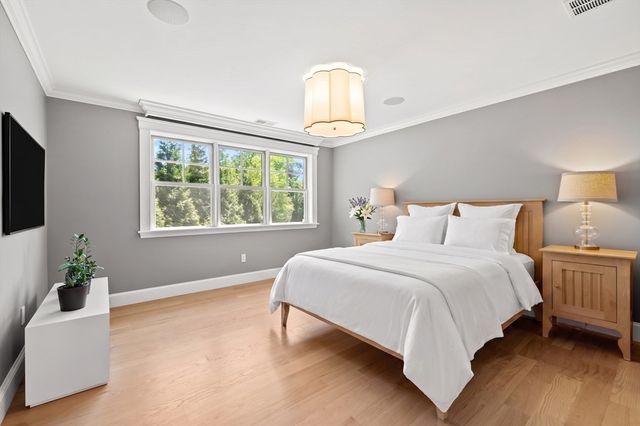 45 Whitehall Cir, Beverly, MA 01915