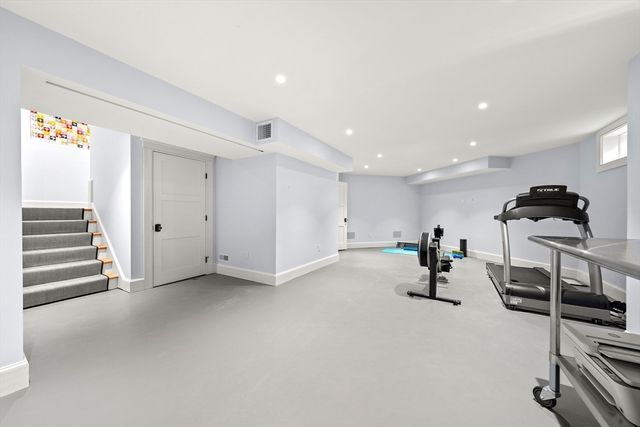 45 Whitehall Cir, Beverly, MA 01915