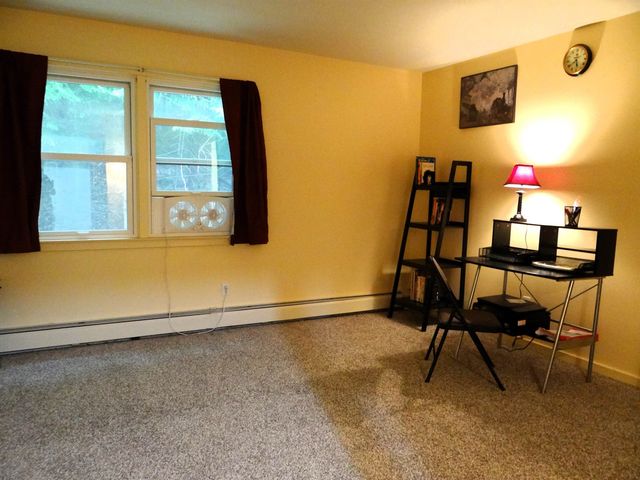 31 Pleasant St Unit 52, Lebanon, NH 03784