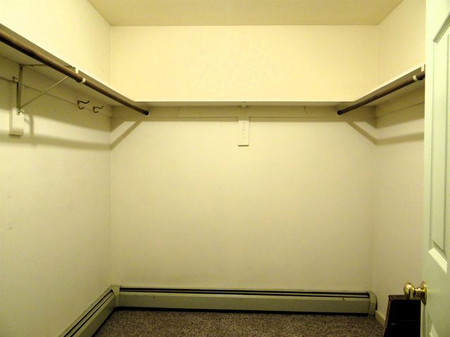 31 Pleasant St Unit 52, Lebanon, NH 03784