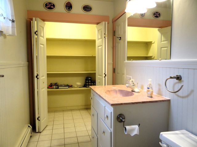 31 Pleasant St Unit 52, Lebanon, NH 03784