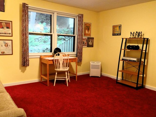 31 Pleasant St Unit 52, Lebanon, NH 03784