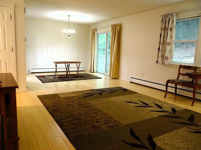 31 Pleasant St Unit 52, Lebanon, NH 03784