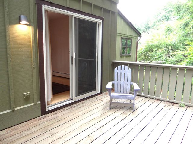 31 Pleasant St Unit 52, Lebanon, NH 03784
