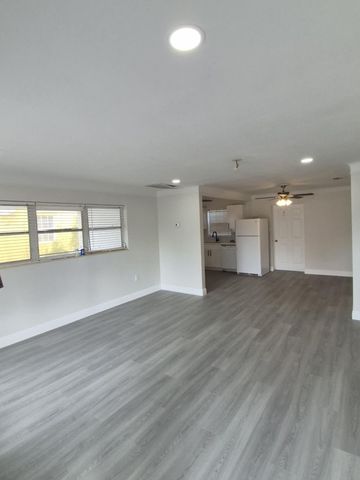 1026 N E Street, Lake Worth Beach, FL 33460