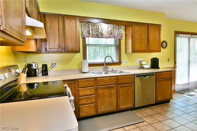 4750 Durst Clagg Road, Cortland, OH 44410