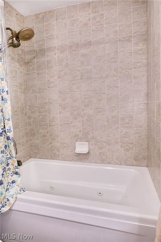 4750 Durst Clagg Road, Cortland, OH 44410
