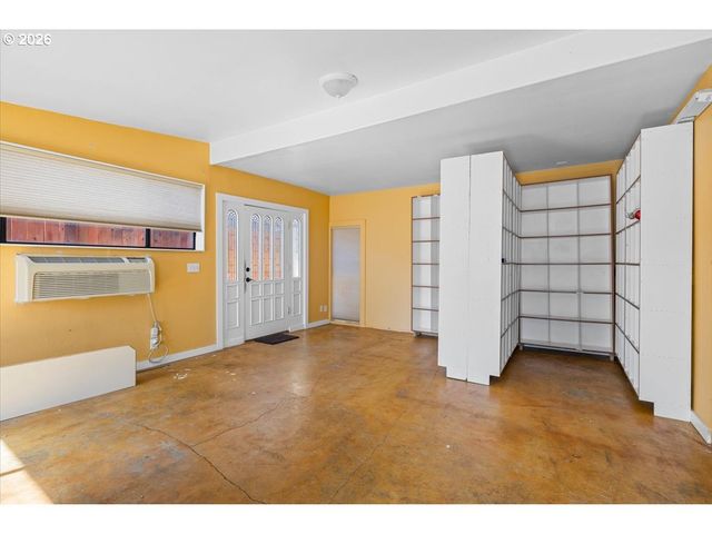 1300 DAISY Ln, Grants Pass, OR 97527