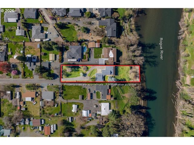 1300 DAISY Ln, Grants Pass, OR 97527