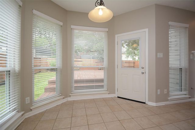 5327 Willow Knoll Court, Houston, TX 77345