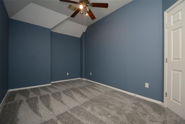 5327 Willow Knoll Court, Houston, TX 77345