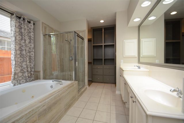 5327 Willow Knoll Court, Houston, TX 77345