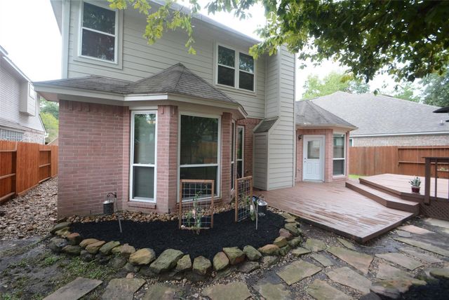 5327 Willow Knoll Court, Houston, TX 77345