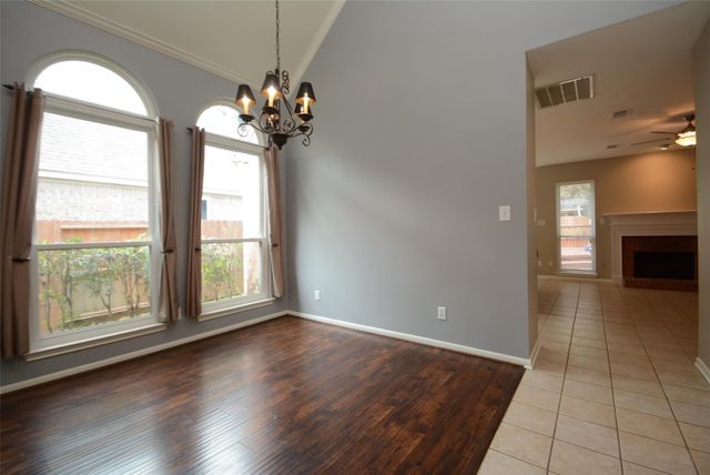 5327 Willow Knoll Court, Houston, TX 77345