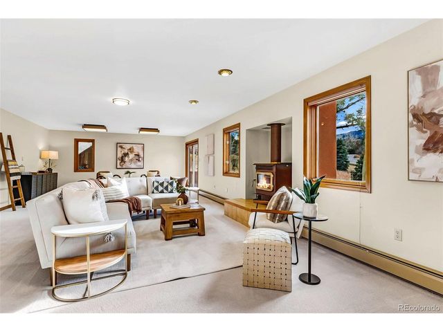 6154 Meadowbrook Dr, Morrison, CO 80465