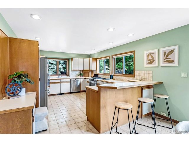 6154 Meadowbrook Dr, Morrison, CO 80465