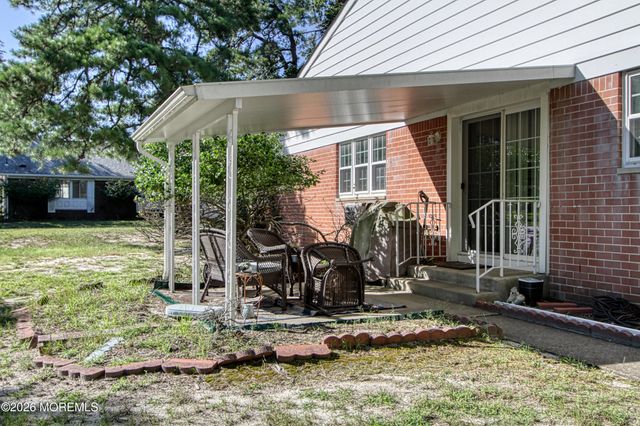 16 Monticello Drive A, Whiting, NJ 08759