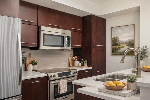 603 Davis ST 907, Austin, TX 78701