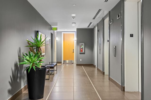 603 Davis ST 907, Austin, TX 78701