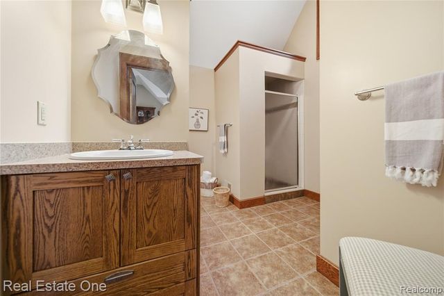 4529 Shoreview Lane, Whitmore Lake, MI 48189