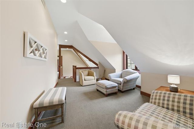 4529 Shoreview Lane, Whitmore Lake, MI 48189
