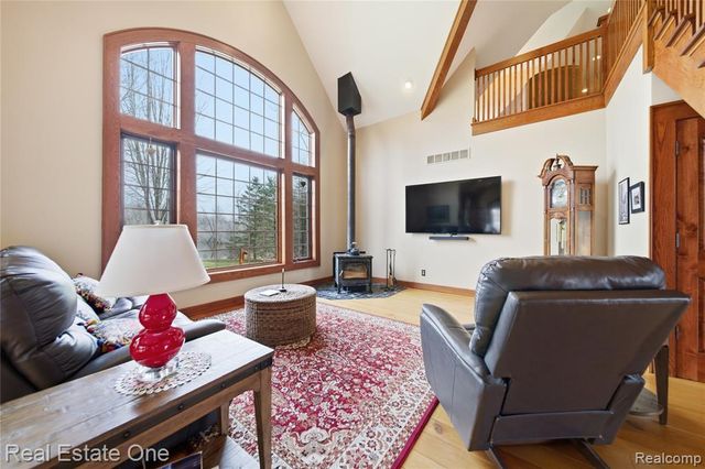 4529 Shoreview Lane, Whitmore Lake, MI 48189