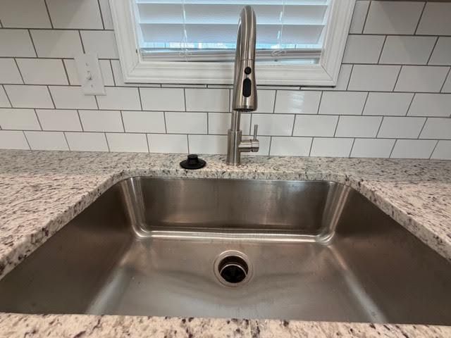 703 Bibb St NE, Roanoke, VA 24012