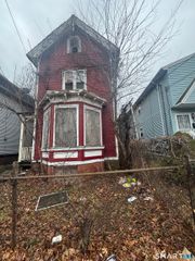 38 Hallock Street, New Haven, CT 06519