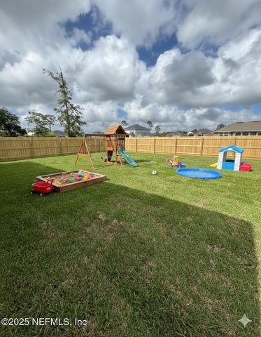 8607 CRYSTALLINE Lane, Jacksonville, FL 32221