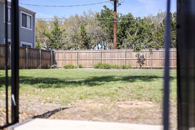 20502 Bonanza ST 2, Lago Vista, TX 78645