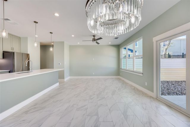 20502 Bonanza ST 2, Lago Vista, TX 78645