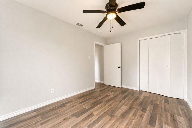 442 Glenburnie Drive, Houston, TX 77022