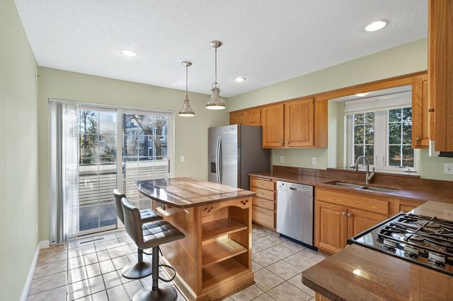 15675 25th Circle N A, Plymouth, MN 55447