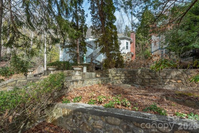 287 North Carolina Terrace, Montreat, NC 28757