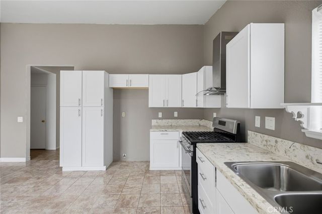 5847 Central Avenue, Riverside, CA 92504